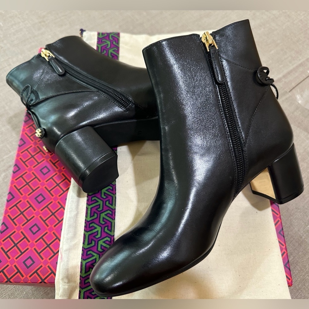 NEW Tory Burch Black Laila Calf Leather Boots/Booties size 6.5